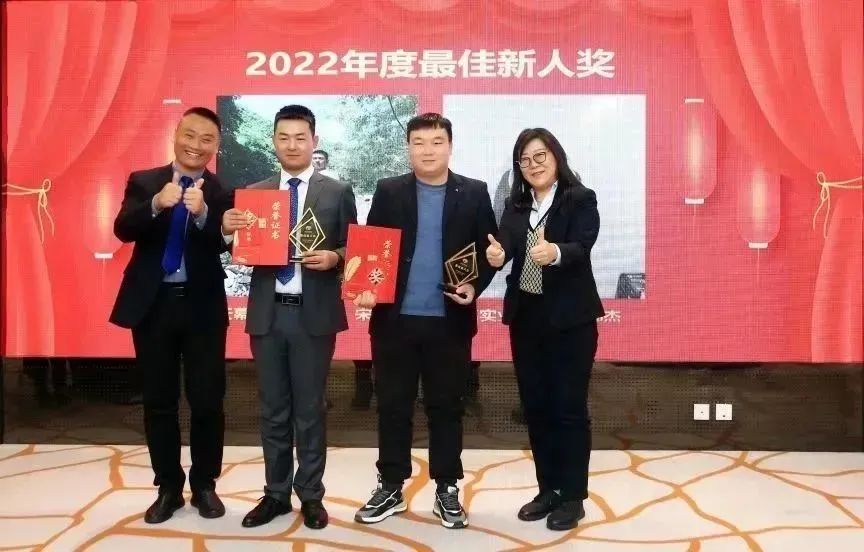 63ed9d1c46636.jpg 21.jpg